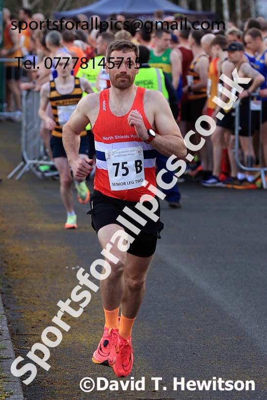 Senior mens 2024 Elswick Harriers Good Friday Relays, Newburn, Newcastle Upon Tyne  Photo: David T. Hewitson/Sports for All Pics